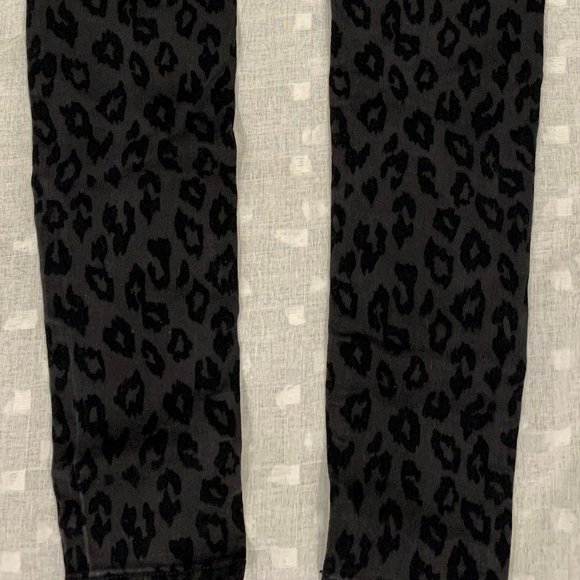 Fire LA ladies black velvet leopard jeans - Picture 5 of 6